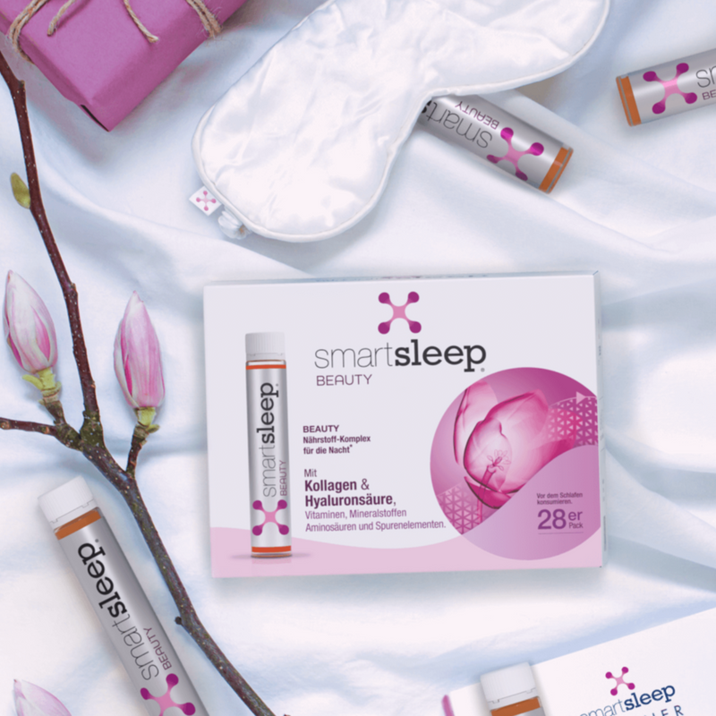 28er Monats-Packung smartsleep® BEAUTY Collagen Hyaluron Complex mit Kollagen, Hyaluronsäure, Zink, Selen und Vitaminen für den Schönheitsschlaf.